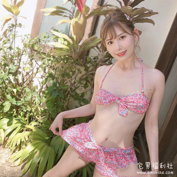 ipx-404: B奶气质美女「明里紬」扮演肉食系姊姊诱惑妹妹的男友中出 - 宅男福利社