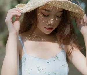 女主渣同时攻略很多人 重生笑傲娶东方