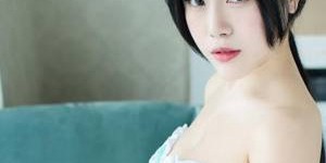 穿越到都是爆乳小说h 好紧好硬好涨好深好大