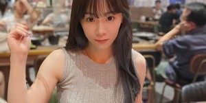 插畫家「JANiE 泥泥」桌遊上姊妹聯手擾亂敵人　網友：這一定是戰術！