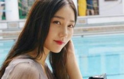 胸好大一只手握不住 太监乱后宫H文