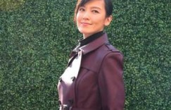 丫头躺好,我要进去了 红肿的奶尖