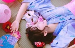 我妈妈太随意 厨房play用胡萝卜