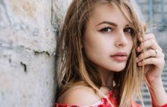 女主叫歌儿的重生小说 快穿之女配抢夺男主记h