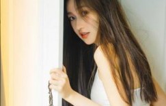 小喜这么多水还说不要 老板在楼梯间要了我