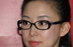 私宠 顾小语上高中的 大手一把扯开她的扣子