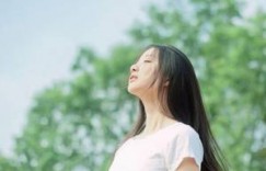 百褶裙丝袜 局长开了我的花苞