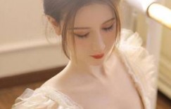 做男生大腿会硬 男友总把手放大腿内侧