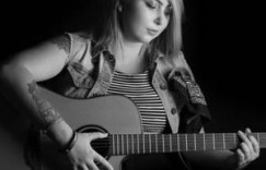 公主灵犀小说 下身被强行放震动器