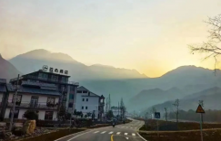 武功山下晨跑记