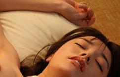 宮下玲奈(宫下玲奈)作品MIDA-479发布！超可爱继女居然跟男友狂做爱！欧都桑继父只好用肉棒重新教育