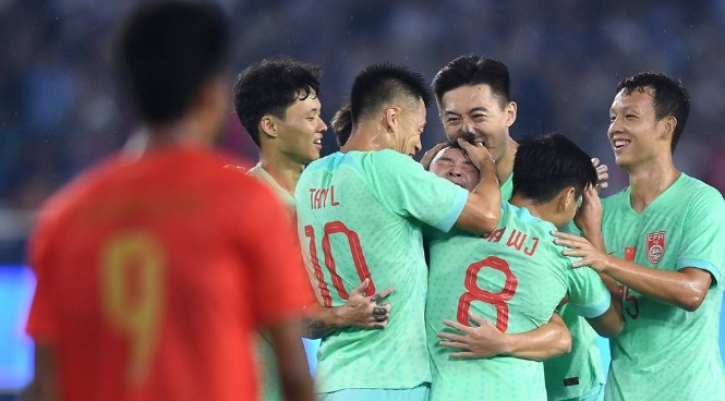 大发体育-谭龙双响戴伟浚破门 国足4-0缅甸提前一轮出线,大发助力你的致富之路!