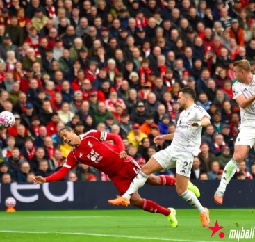 大发体育-豪门悲喜夜：利物浦1-2曼联吞4连败，大发助力你的致富之路！