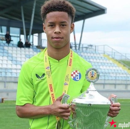 大发体育-阿森纳、曼联、巴萨、皇马、多特等球队，大发助力你的致富之路！